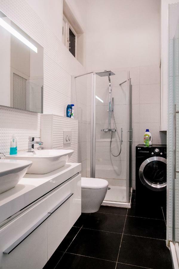 Kz5 Apartment In Kazinczy Street ブダペスト エクステリア 写真