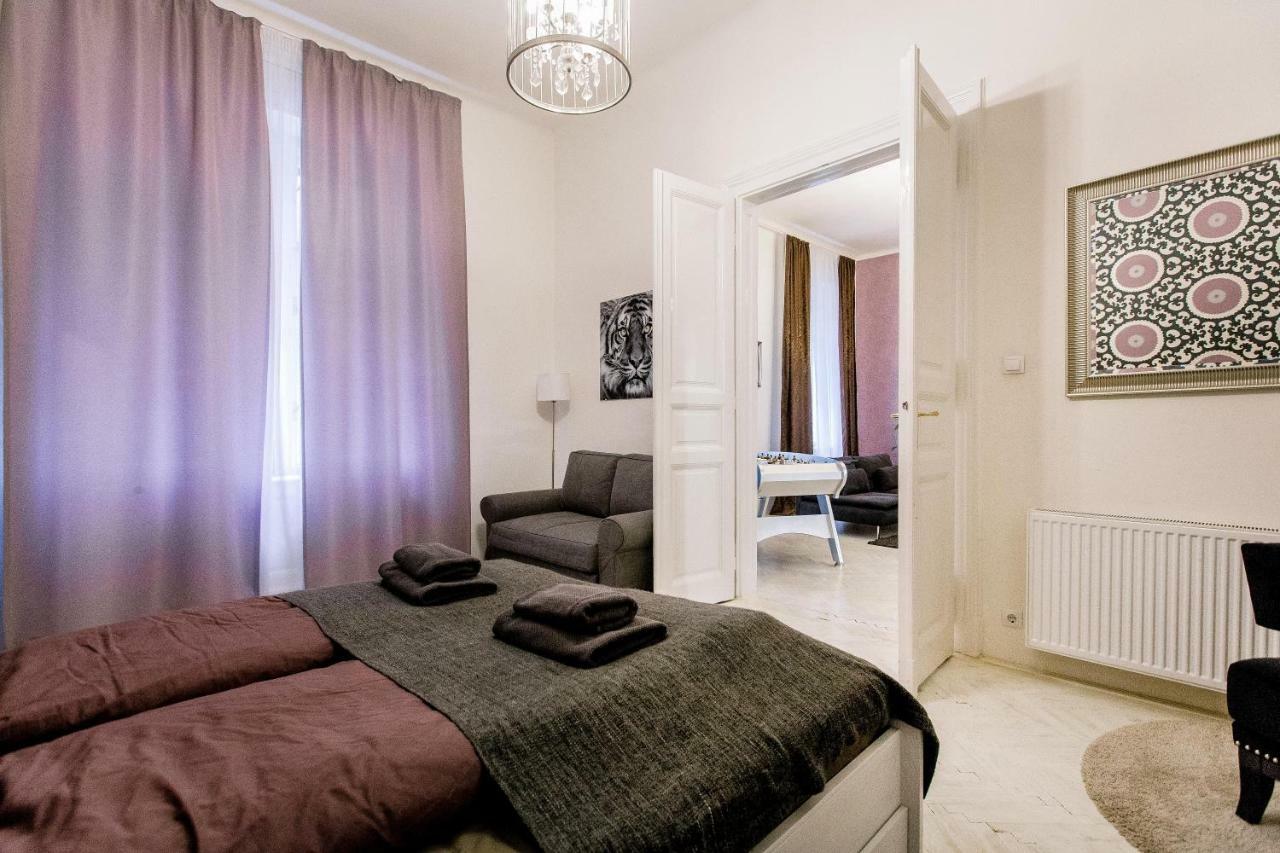 Kz5 Apartment In Kazinczy Street ブダペスト エクステリア 写真