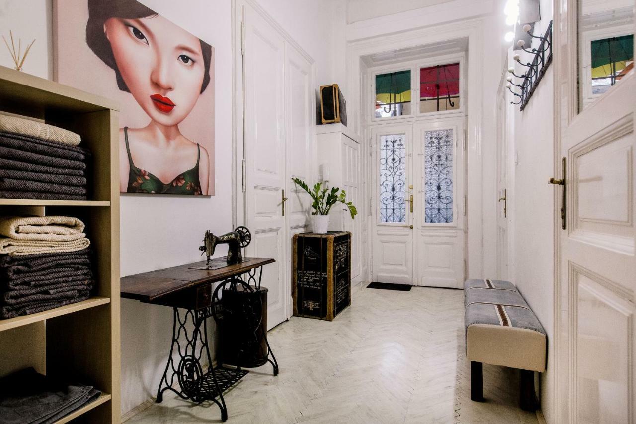 Kz5 Apartment In Kazinczy Street ブダペスト エクステリア 写真